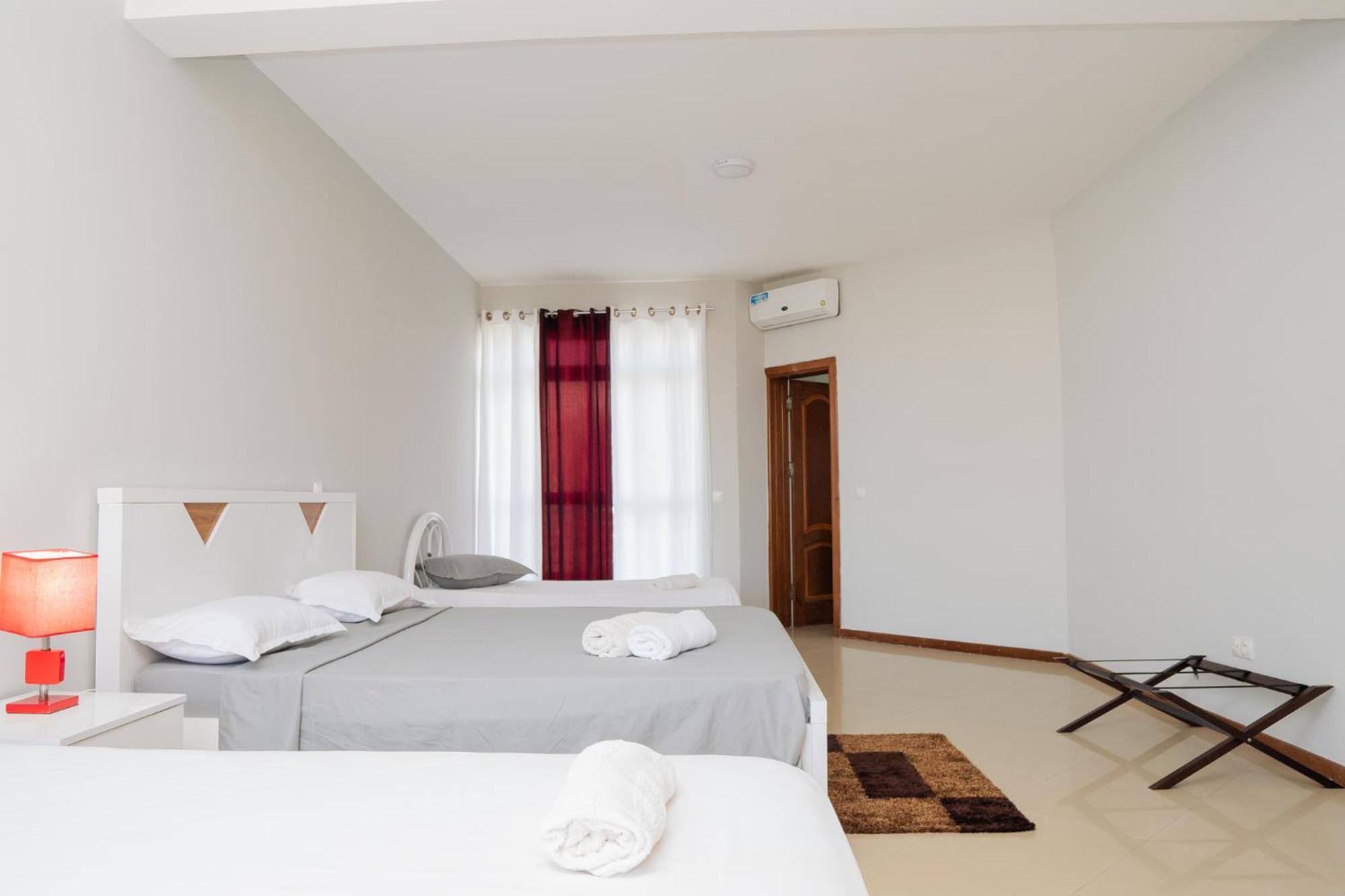 Praia Guest House エクステリア 写真